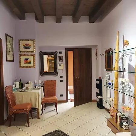 Apartment Monolocale In Piazza Isolo